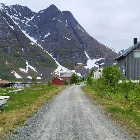 펜션 10 Person In Reinfjord-by Traum Spildra