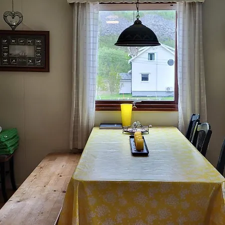10 Person In Reinfjord-by Traum 펜션